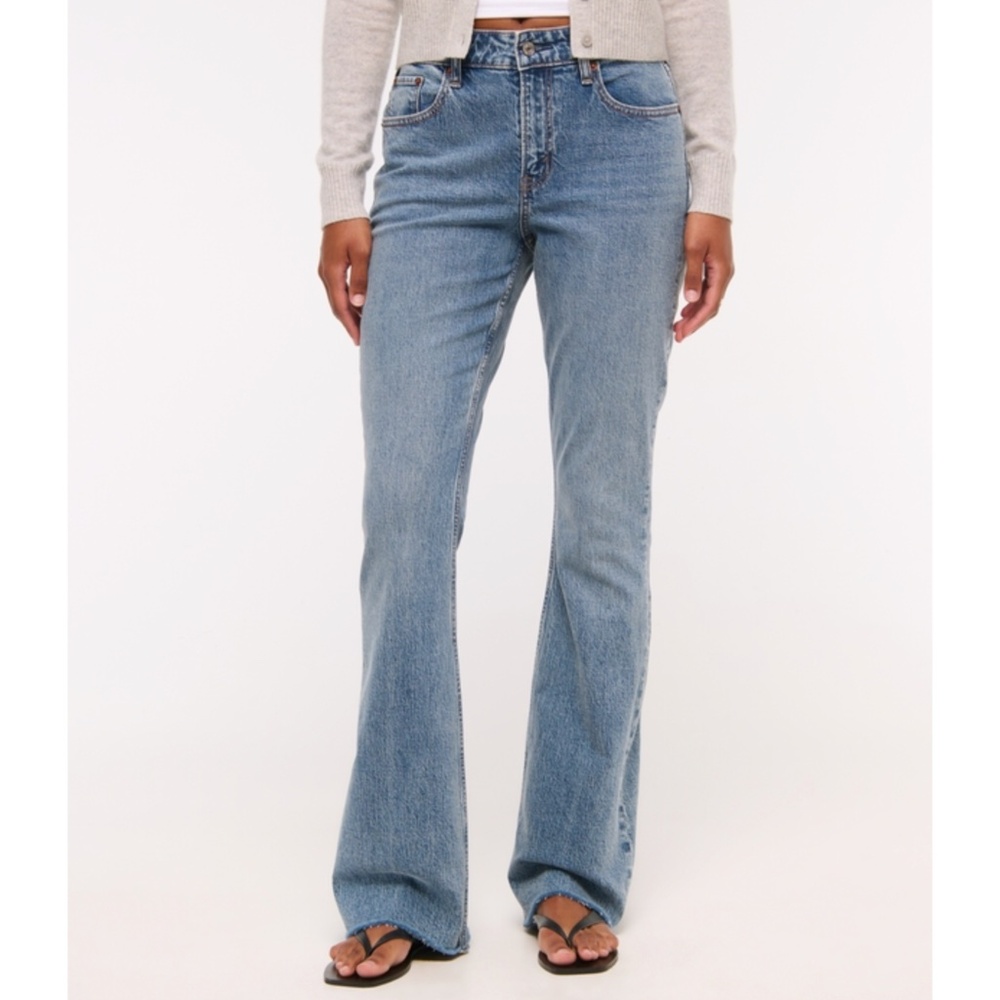 Abercrombie & Fitch mid-rise boot-cut jeans (curve love)